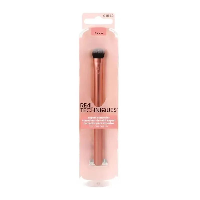 Real Techniques Expert Concealer – pensulă de machiaj nr. 210 Reducere de preț